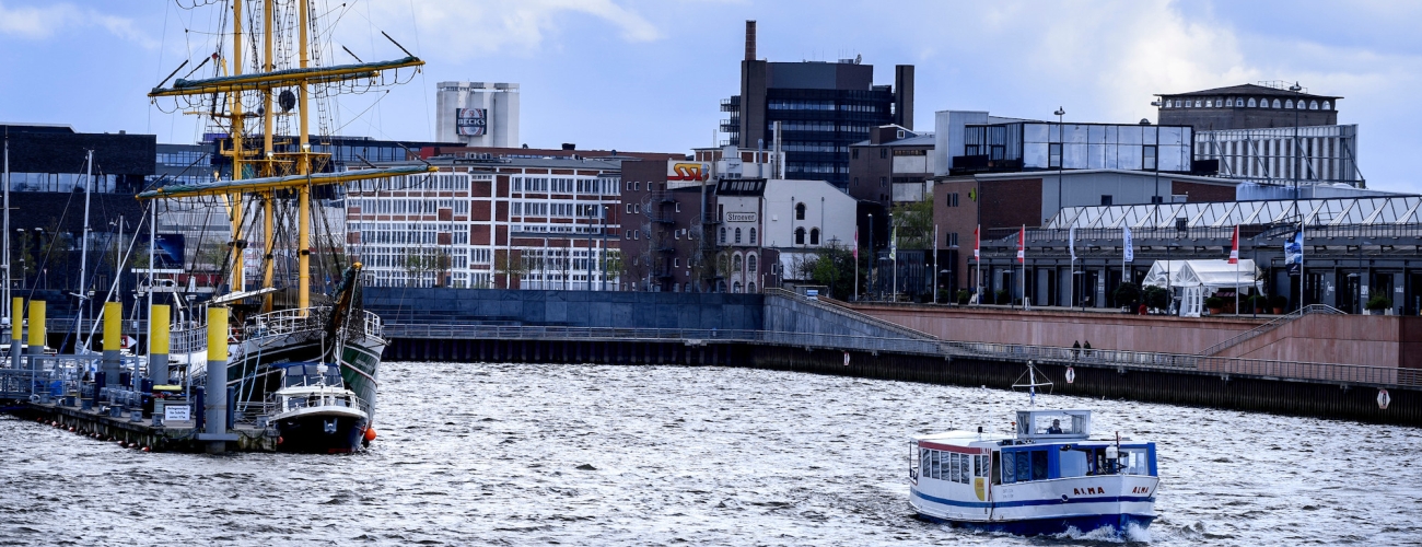 Überseestadt Bremen; Maritimes Ambiente in einem neuen Ortsteil. - Quelle: WFB / Frank Pusch