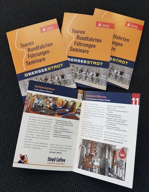 Flyer mit Touren durch die Überseestadt Flyer mit Touren durch die Überseestadt