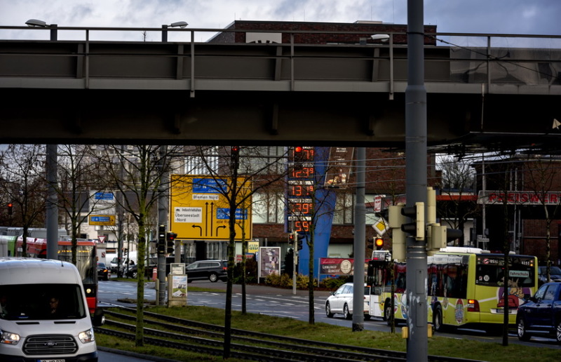 Verkehrssituation am Hansator Verkehrssituation am Hansator