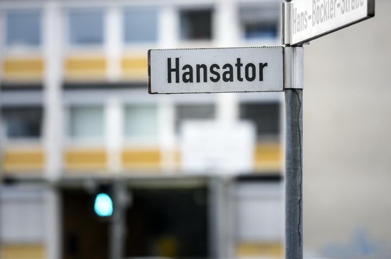 Straßenschild: Hansator Straßenschild: Hansator