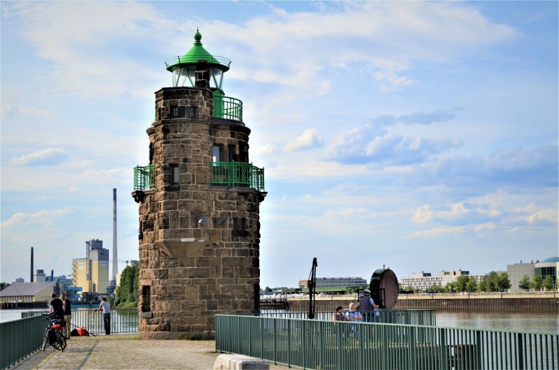 Molenturm in der Bremer Überseestadt Molenturm in der Bremer Überseestadt