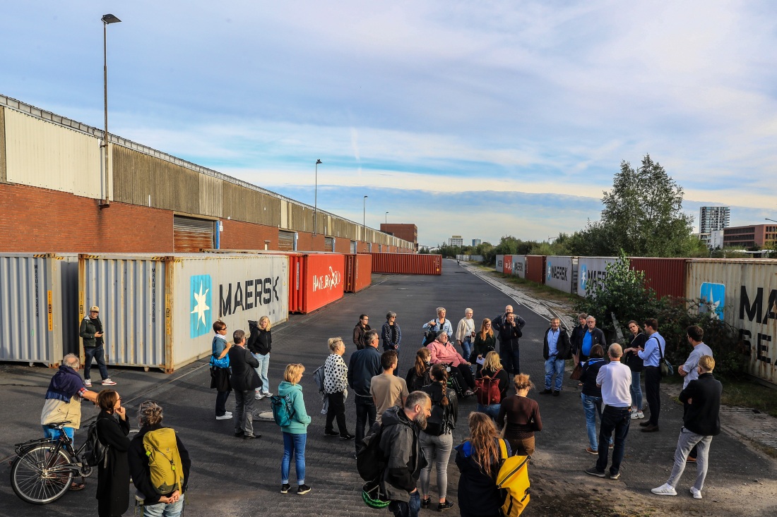 Ortsbegehung beim Beteiligungsverfahren zum Zukunftsquartier Piek 17 mit der WFB Wirtschaftsförderung Bremen.