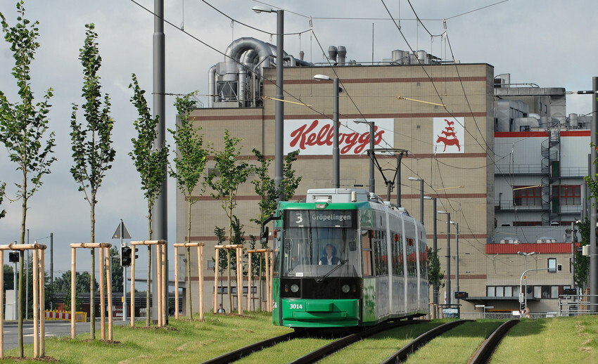 Straßenbahn in der Überseestadt