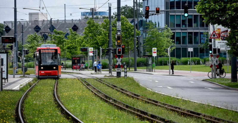 Straßenbahn in der Überseestadt Straßenbahn in der Überseestadt