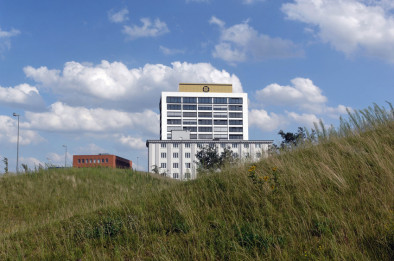 Hafenkopfgebäude am ehemaligen Überseehafen Hafenkopfgebäude am ehemaligen Überseehafen