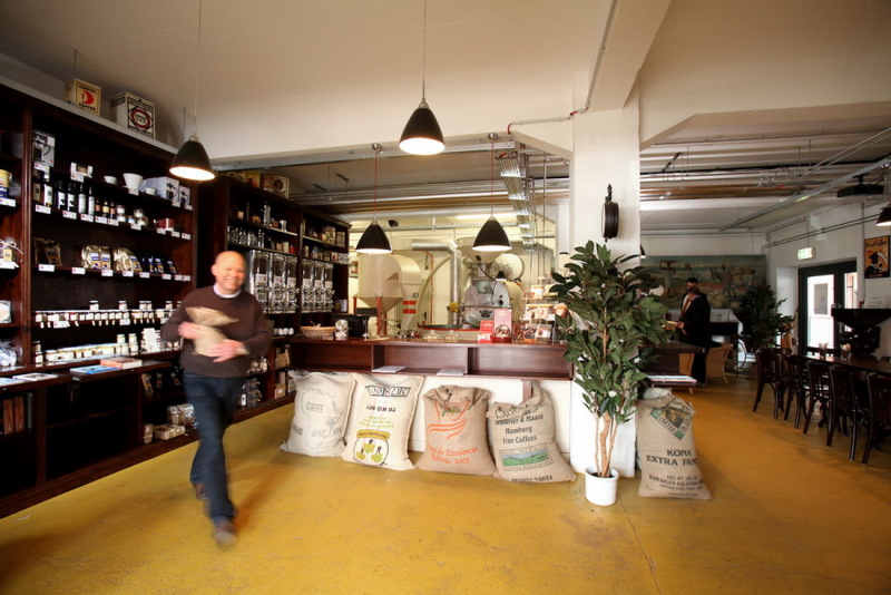 Das Lloyd Caffee in der Überseestadt Das Lloyd Caffee in der Überseestadt
